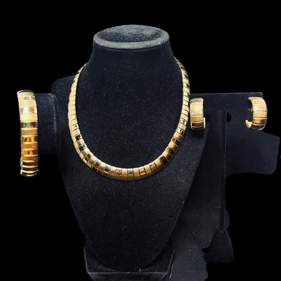 Unknown Jewelry - Egyptian Style Gold Tone Necklace, Bracelet And Clip On Hoop Earrings (4728)